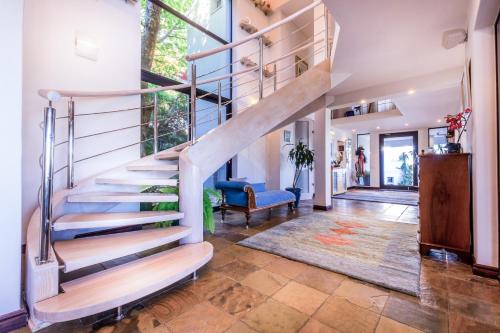 大廳, 185 on BEACH Boutique Suites in 海爾德博格