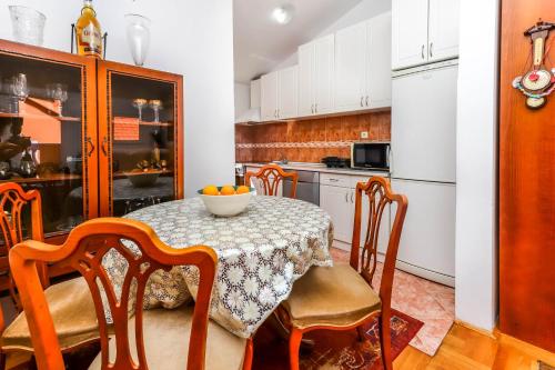 Apartment Mario - image 5