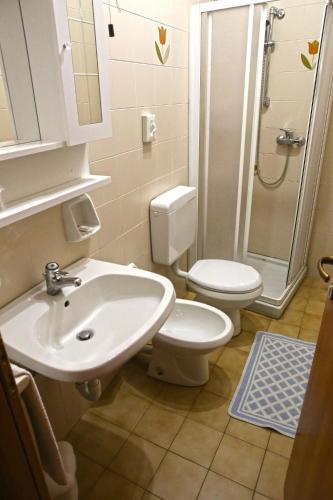 1 twin bed