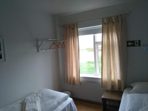 Twin Room with Shared Bathroom