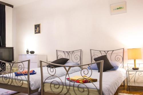 Twin Room Zagreb 15219a - main image