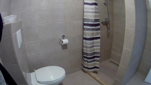 Apartments with a parking space Podaca, Makarska - 15475