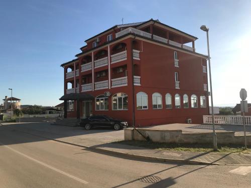 Hotel Livadic & Restaurant in ลิซยัน