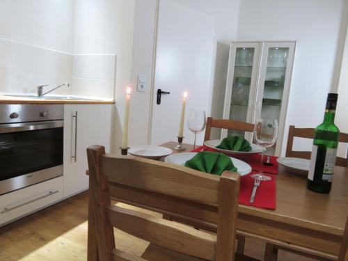 設施, Downstairs6b in 迪佩爾茨