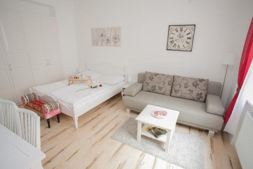 Traditional Apartments Vienna TAV - City - image 8