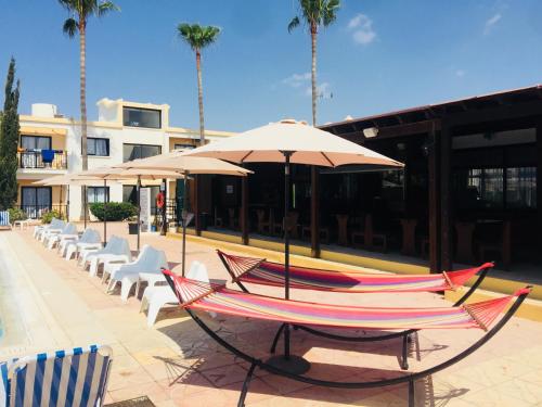 Carina Hotel Apartments 3