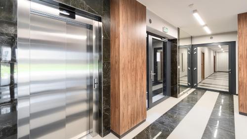 Airport Bakalarska P&O Serviced Apartments - image 3