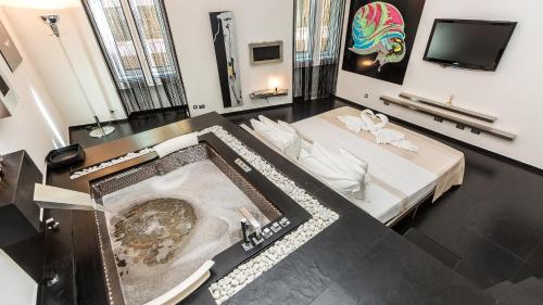 Rental in Rome Cosmopolitan hi-tech, Рим