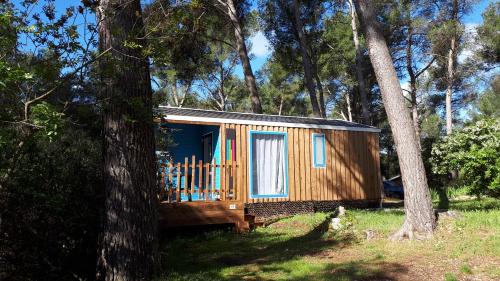 2 Bedrooms Cabanon with Air Conditioning 5 people