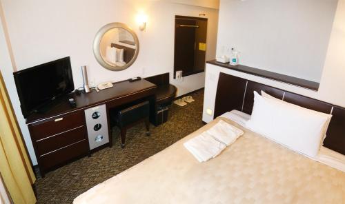 room detail thumbnail 1