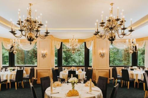 餐廳, 菲爾特紐倫堡弗斯特豪斯酒店 (Hotel Forsthaus Nurnberg Furth) in 富爾特