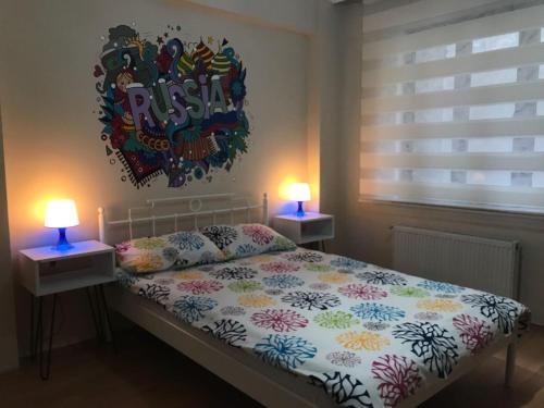 Deeps Hostel Eskisehir Deeps Hostel Eskisehir is conveniently located in the popular Eskisehir area. Featuring a satisfying list of amenities, guests will find their stay at the property a comfortable one. Service-minded st