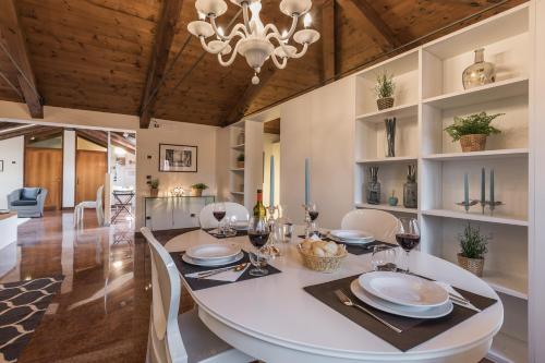 Ca' Del Monastero 9 Collection Spacious Apartment up to 5 Guests - image 14