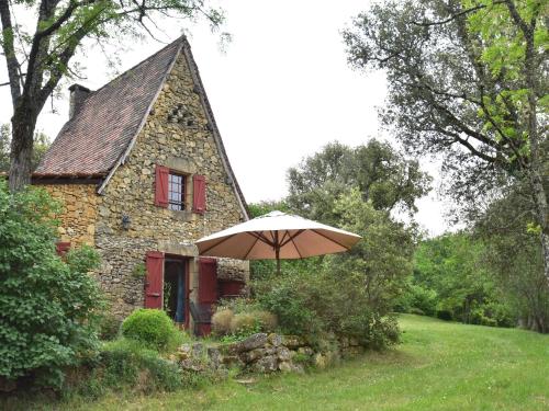 Fairytale Holdiay Home in Saint-Cirq-Madelon with private terrace and pool gîte à louer Milhac
