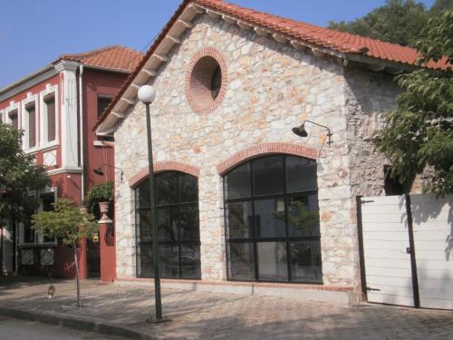 Joanna - Accommodation - Stavroupoli