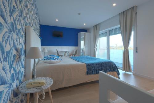 1 double bed