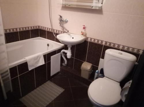Apartment On Soborna - image 5