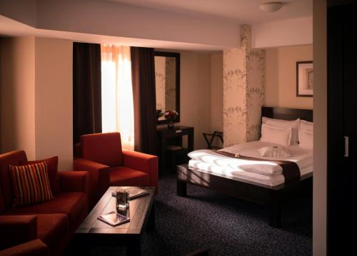 Hotel Cherica - image 11