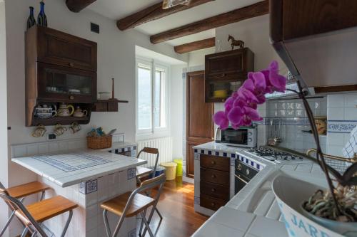  Una Terrazza da Sogno by Rent All Como in Carate Urio