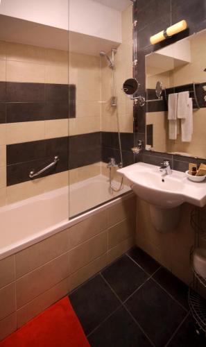 Hotel Cherica - image 10