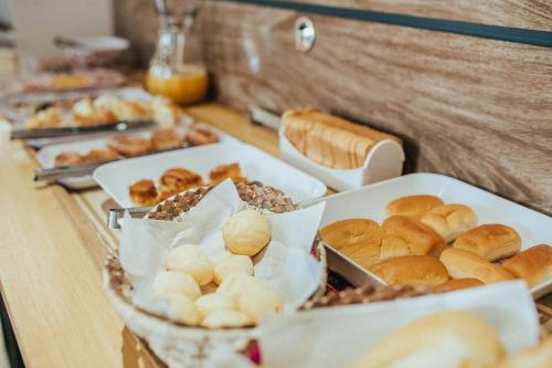 Food and beverages, Pousada MK TOUR in Guaratiba