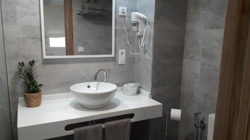 Hotel Hostal Cervantes Playa (Garrucha) desde 80€ - Rumbo