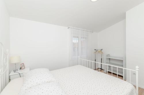 Two-Bedroom Apartment image 3
