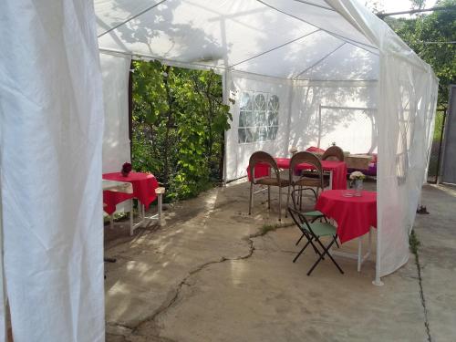 Shushan GUEST HOUSE in Jegegnadžora