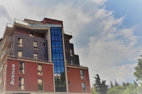 Хотел АВЕНЮ