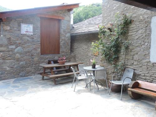 Létesítmények, El Raco de Cal Maro in Montferrer