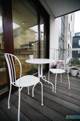 Warsaw Concierge Vistula Apartment