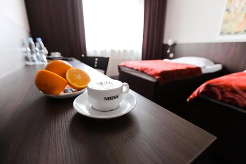 Instalações, Pod Lipami in Bystra