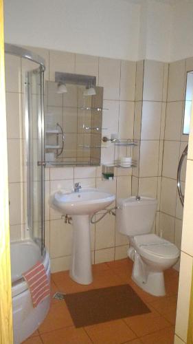Superior Triple Room image 5
