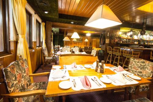 Schweizer Hotel – Cebu City, IL