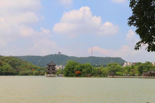 Huizhou Xilin West Lake Boutique Hotel