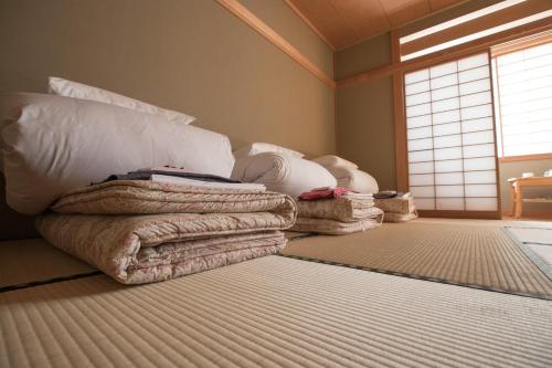 Japanese Style Family Room