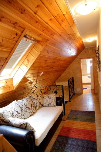 Hillside House Eger
