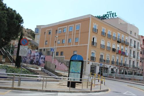 Hotel Los Habaneros - image 9