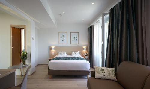 Hotel Suisse - image 4