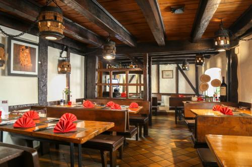 오베르주 알 파이넨 (Auberge Aal Veinen) in 비안덴