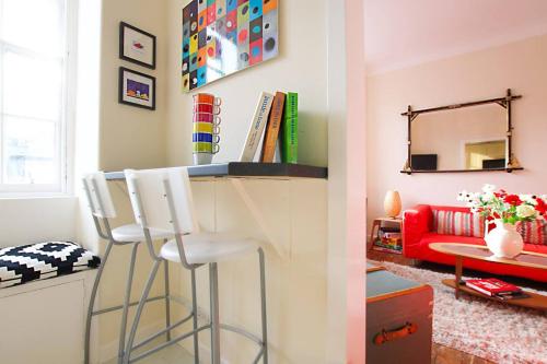 JOIVY Bright Flat with Workspace in New Town, Edinburgh (Foto 6)