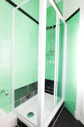 Bright Flat with Workspace in New Town Edinburgh 