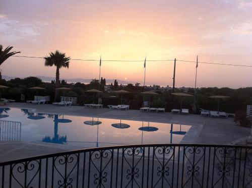 Ampavris Family Apartments