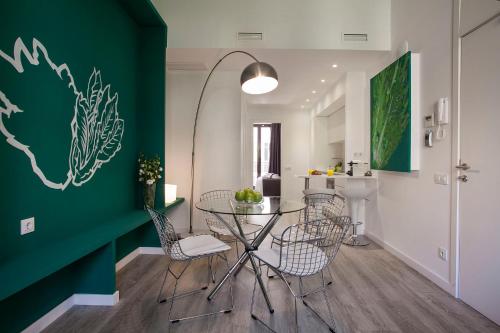Habitat Apartments ADN, Барселона