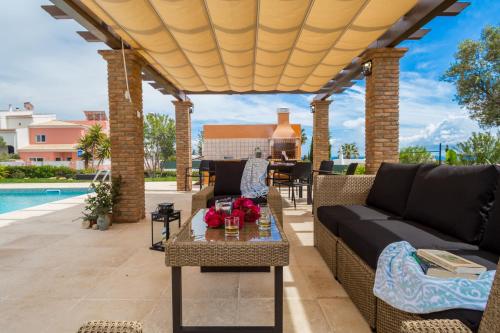 Colina Luxury Villas