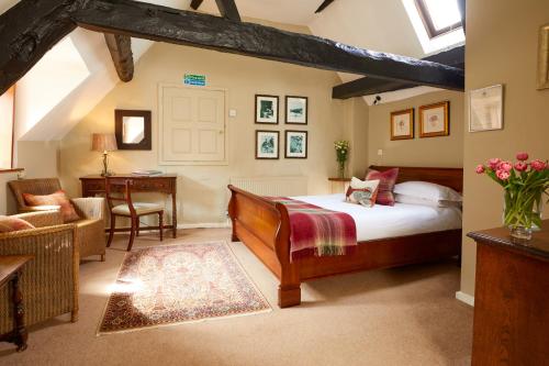 Burford House - main image