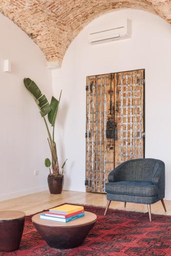 The Visionaire Apartments - image 5