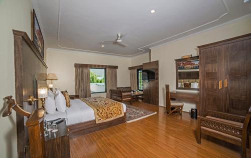 Superior King Room