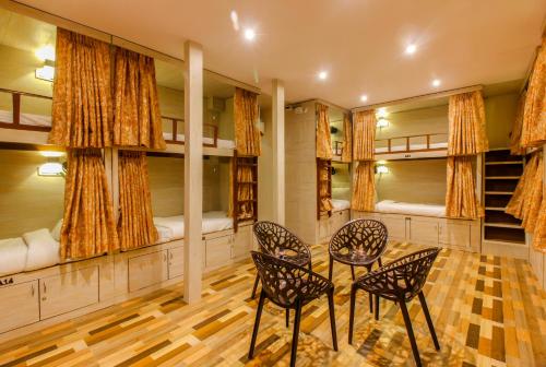 Blossom Dormitory For Male and Female in غاتكوبار