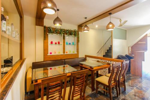 Facilities, Blossom Dormitory For Male and Female in Ghatkopar